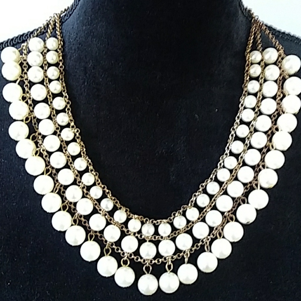 LOVELY FAUX PEARL NECKACE - Picture 6 of 8